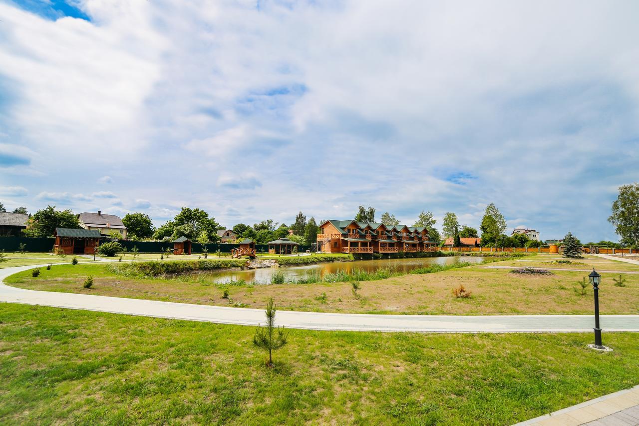 Zarichna Hotell Drohobytj Exteriör bild