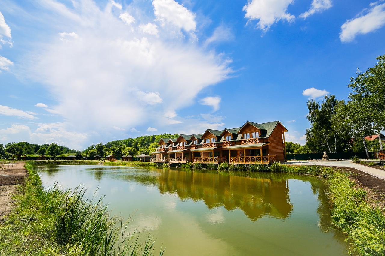 Zarichna Hotell Drohobytj Exteriör bild